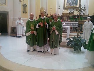 L'Arcivescovo Piero Coccia con Padre renato e Padre Alvaro